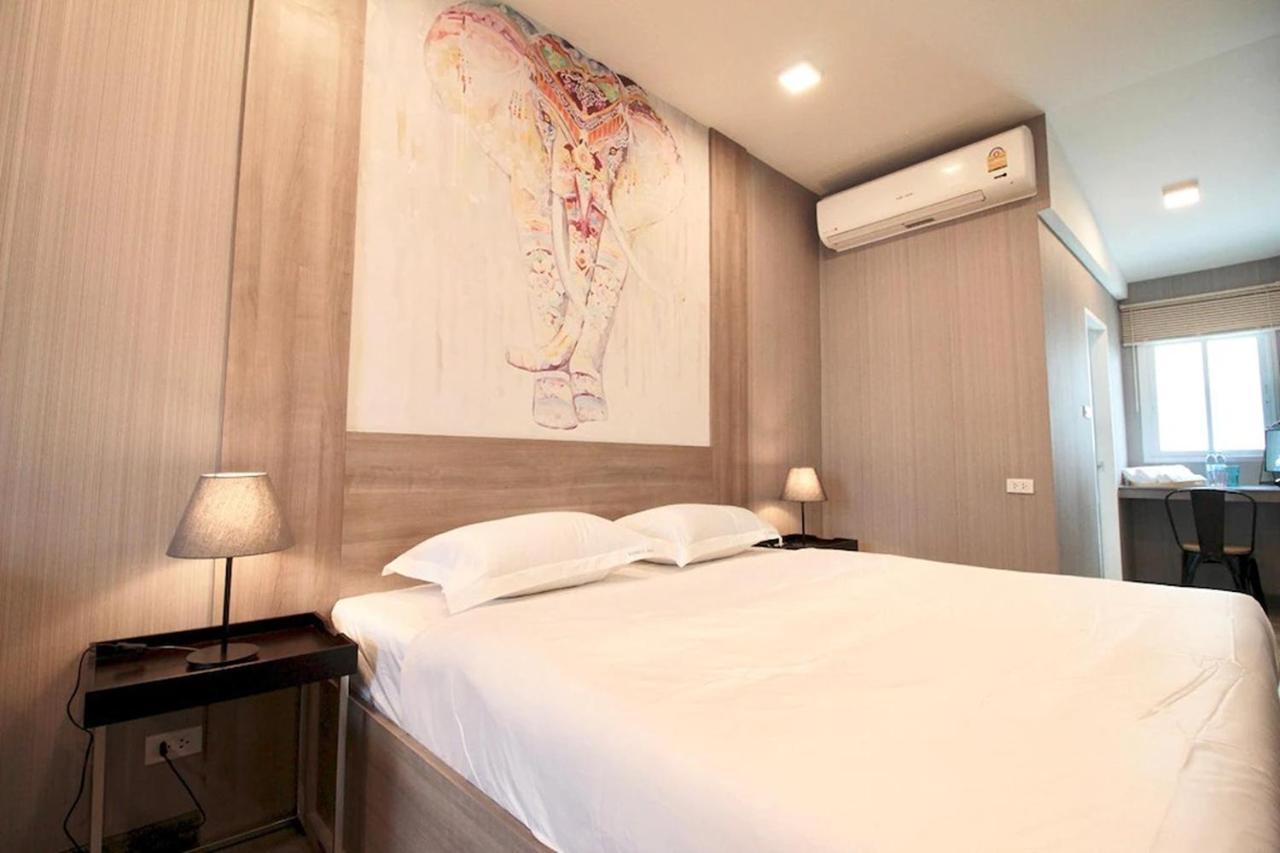 R 17 Living Hotel Бангкок Экстерьер фото